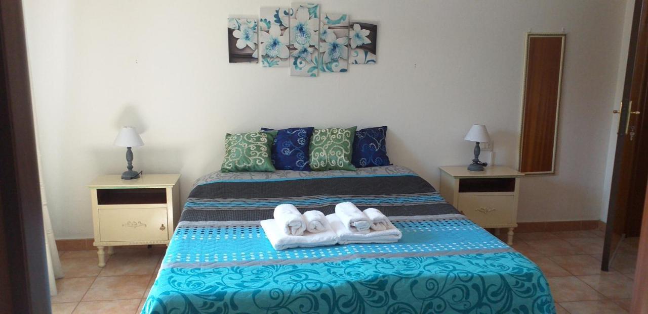 Bed And Breakfast Le Petunie Bari Sardo Exterior foto