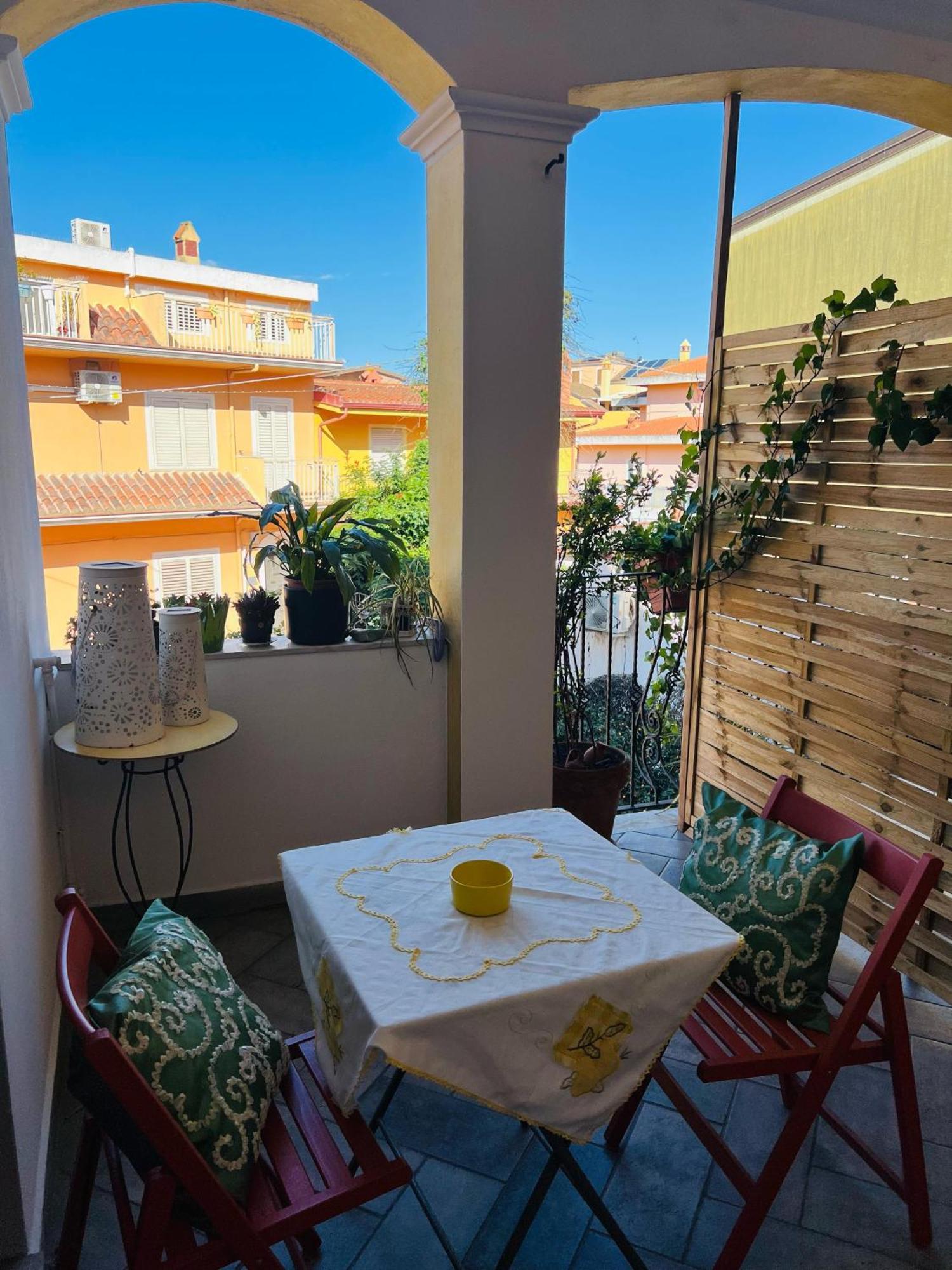 Bed And Breakfast Le Petunie Bari Sardo Exterior foto