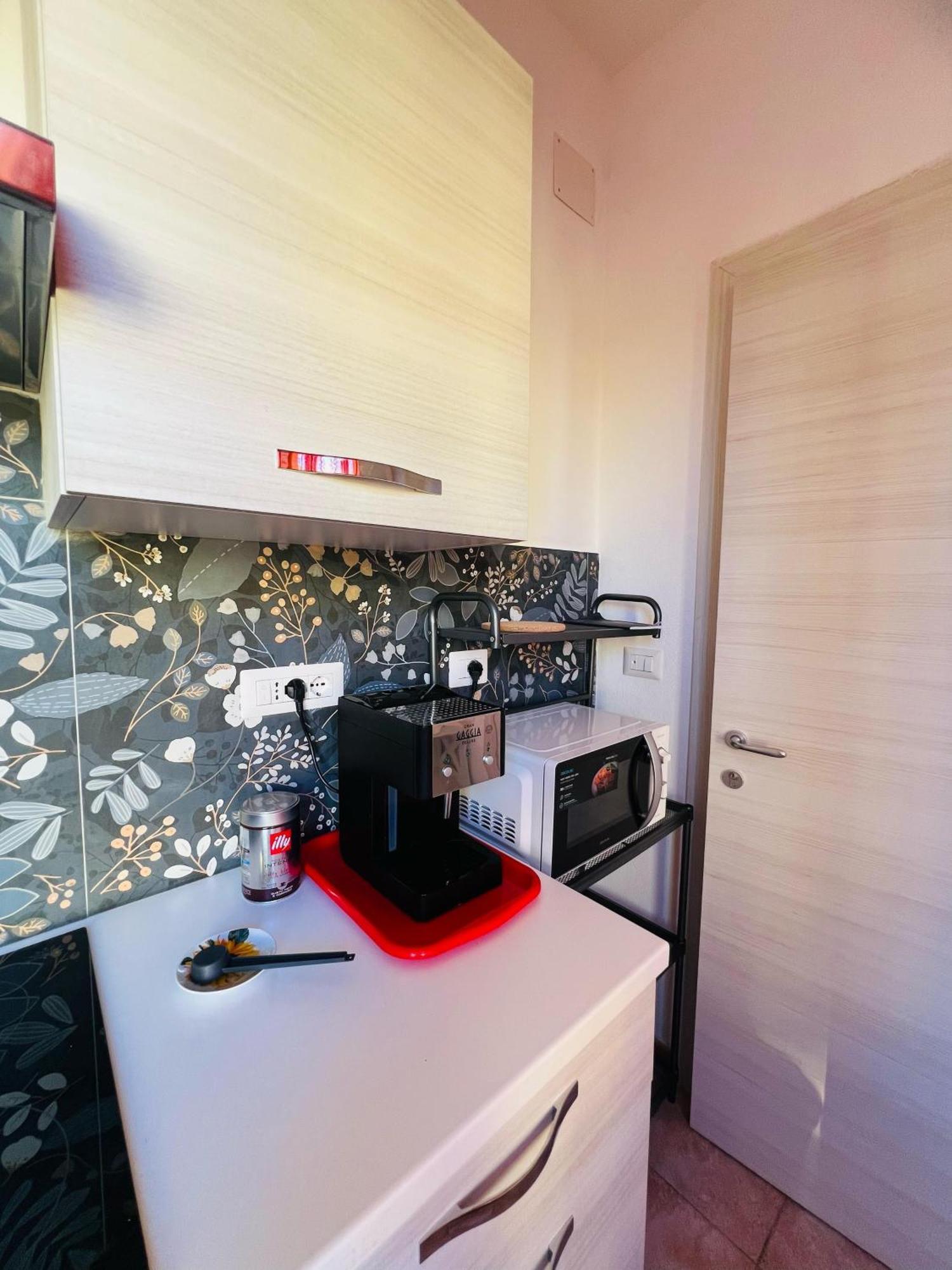 Bed And Breakfast Le Petunie Bari Sardo Exterior foto